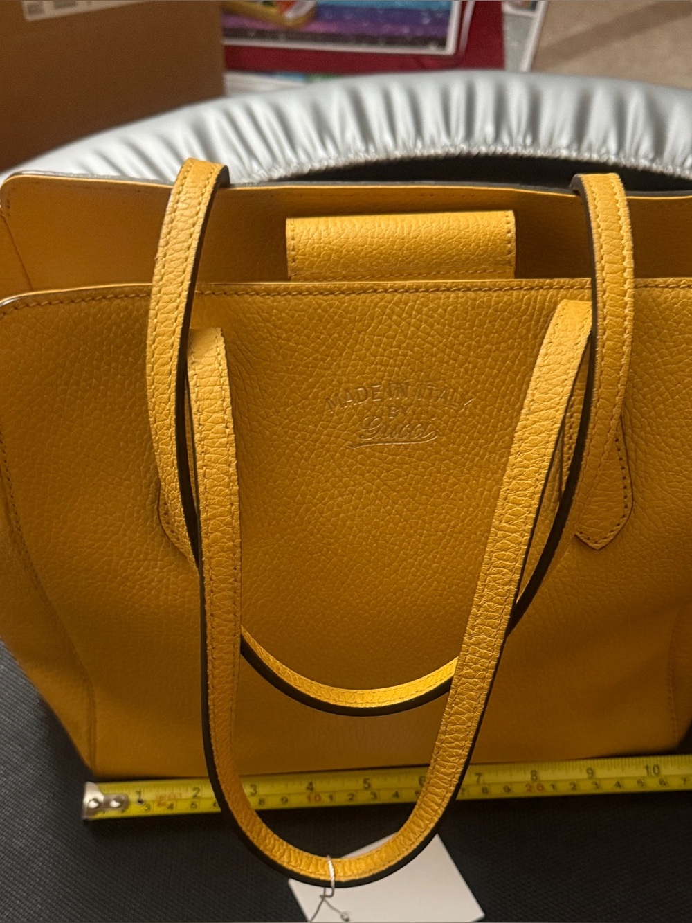 Gucci Large Swing Tote Yellow Pebbled Leather Made in Italy Authentic - Picture 12 of 15